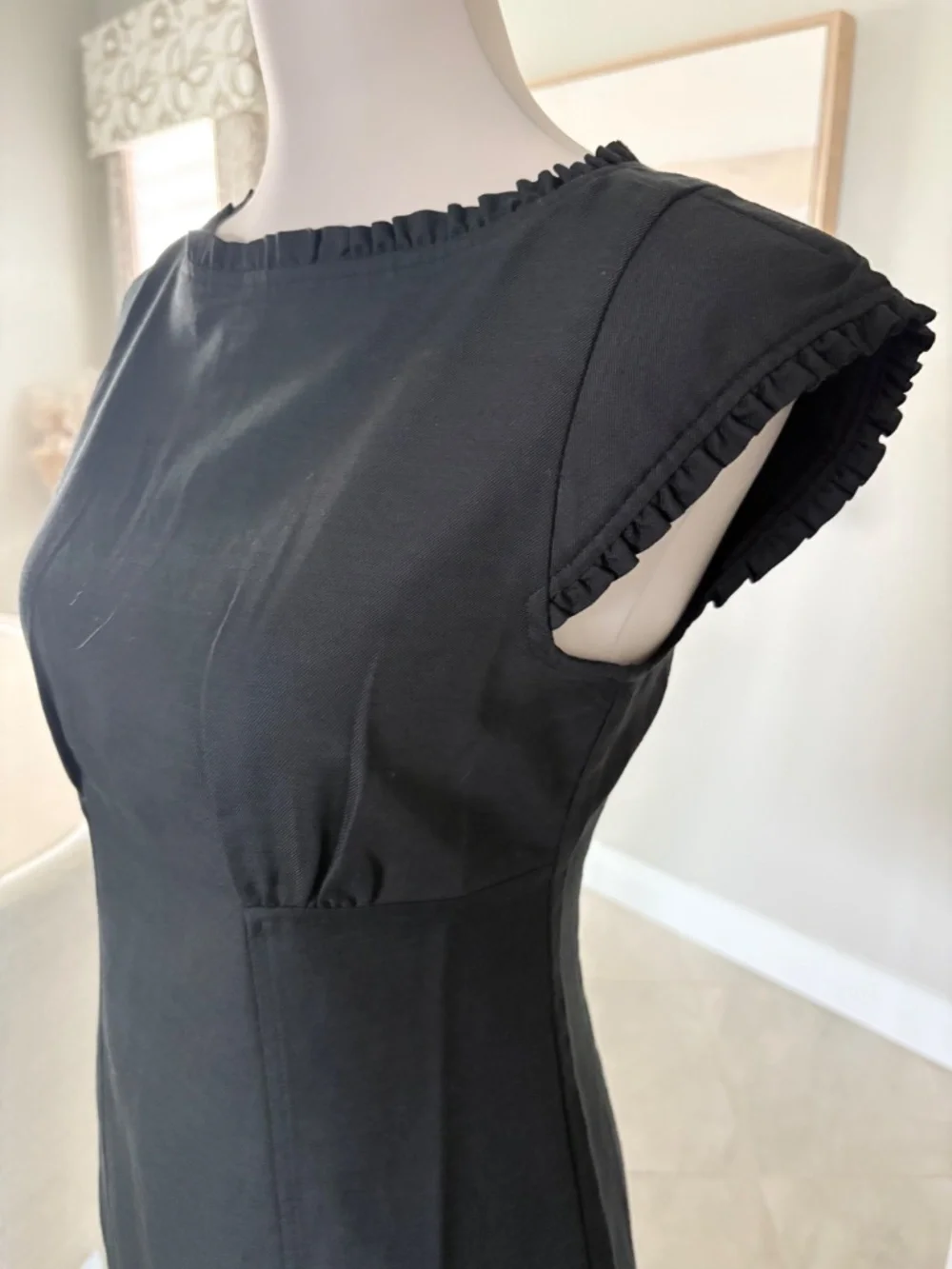 NWT J Crew Ruffle-trim dress in Gramercy linen blend